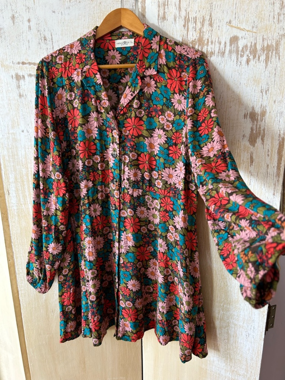 NATURAL LIFE Ansley Tunic Floral Button-Front Dress in Pink, Green & Red - Picture 3 of 15